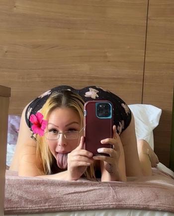 Pretty Foxy, 33  female escort, Washington