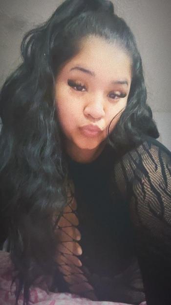 Juicy, 21  female escort, Washington