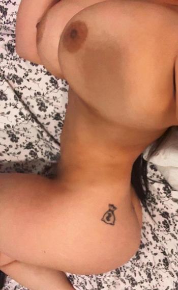 lachina, 28  female escort, Washington