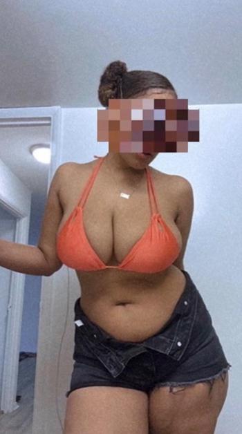 Jada, 25  female escort, Washington