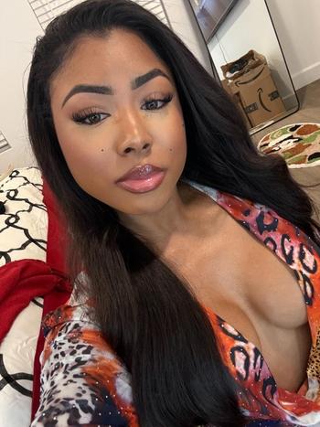 Chyna, 21  female escort, Washington