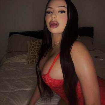Nevaeh, 21  female escort, Washington