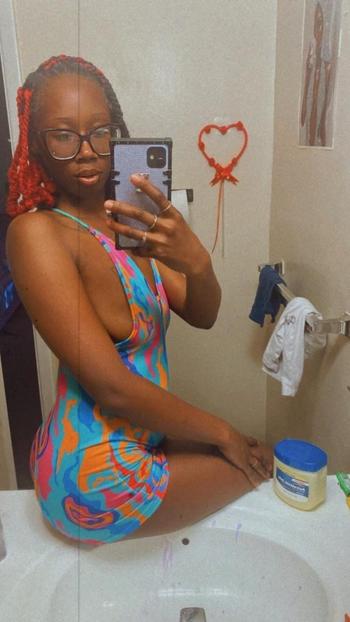 Candy , 33  female escort, Washington